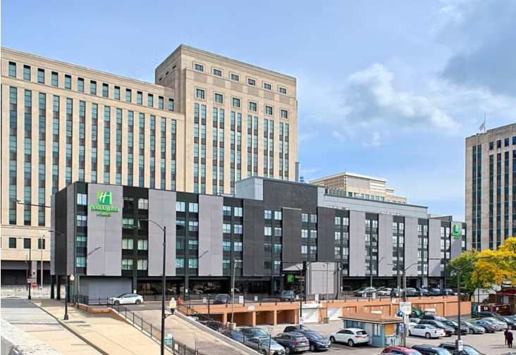 Holiday Inn & Suites Chicago Downtown